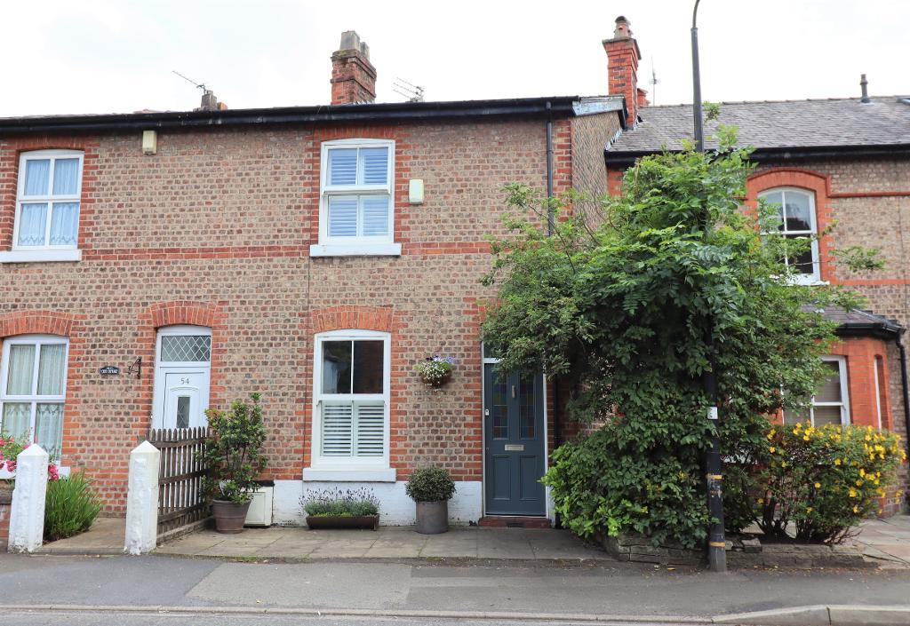 3 Bed Terraced Property for Sale in Hale, WA15 9LR