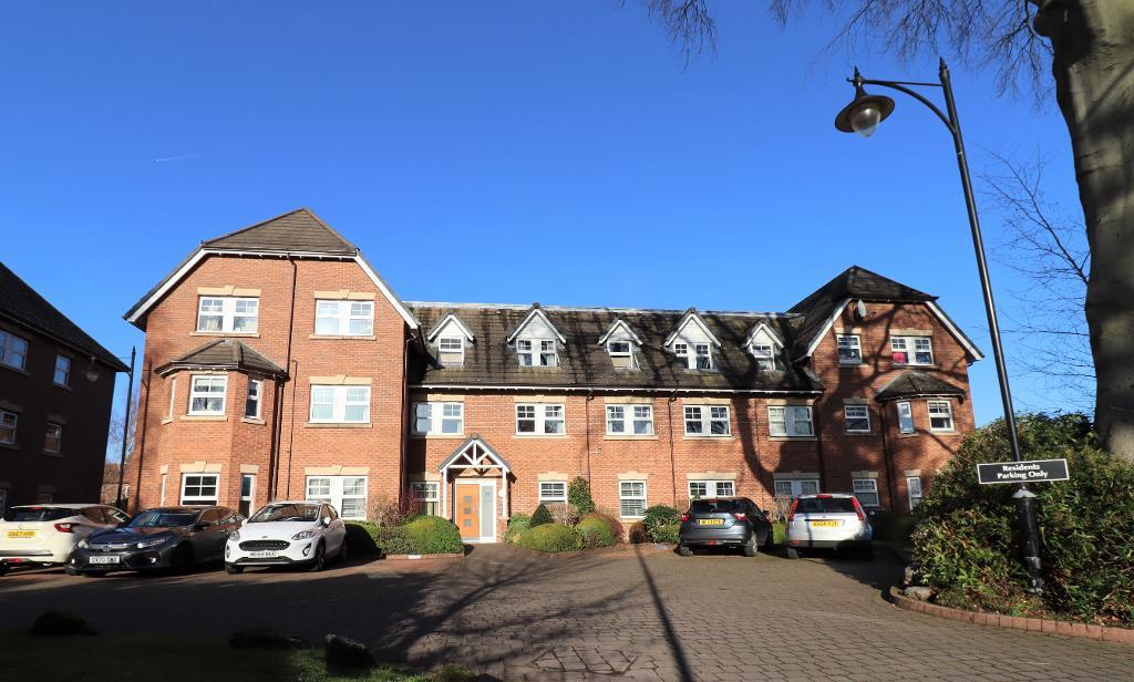 2 Bed Flat Property for Sale in Timperley, WA15 7RD