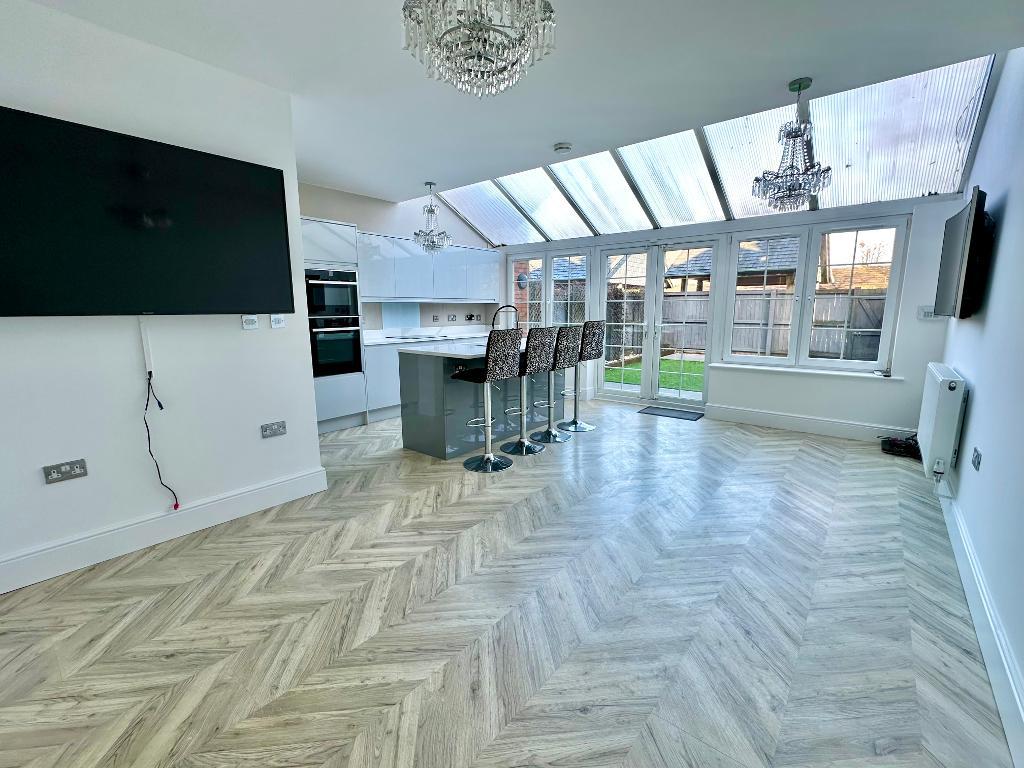 Ashley Road, Hale, Cheshire, WA14 2UE