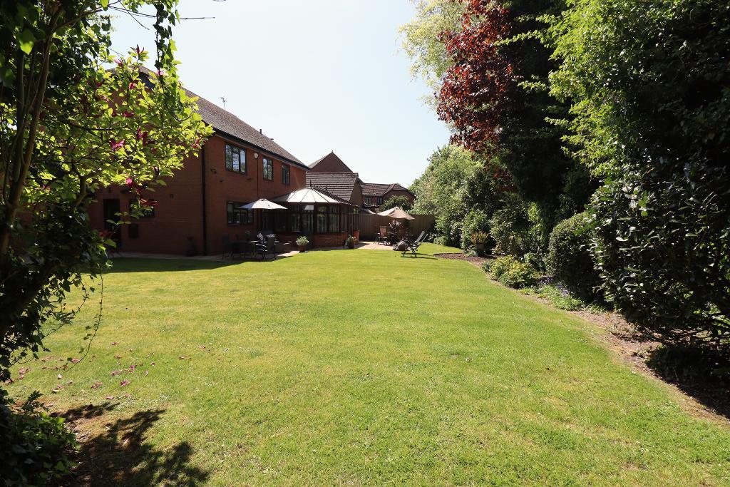 Bishops Close, Bowdon, Cheshire, WA14 3NB