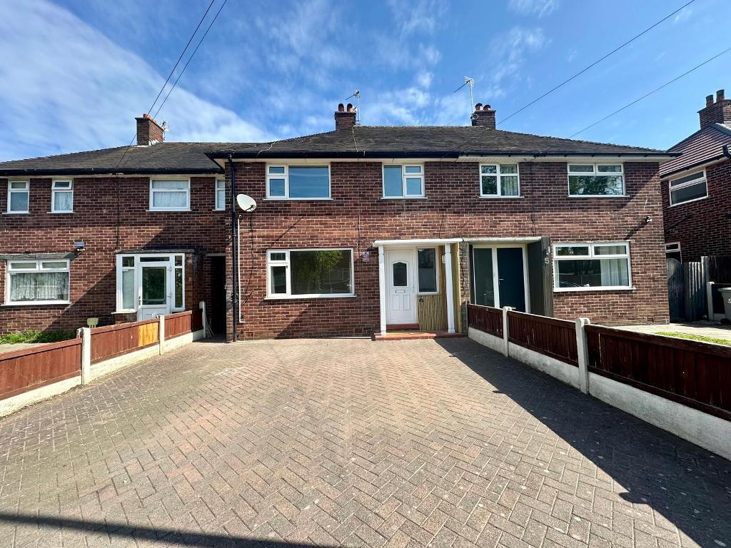 Old Meadow Lane, Hale, Cheshire, WA15 8JP