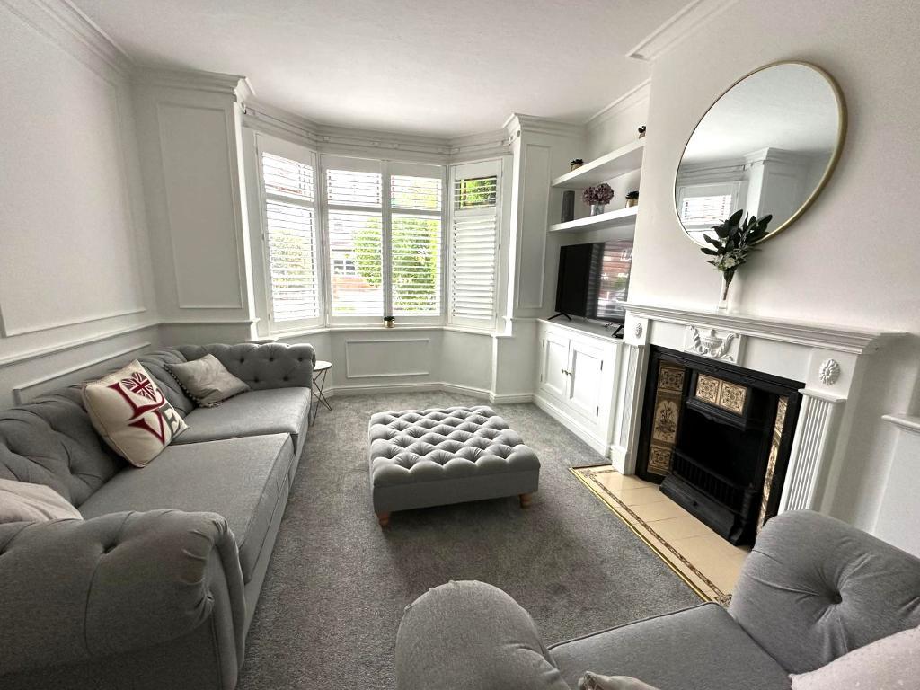 Hermitage Road, Hale, WA15 8BN